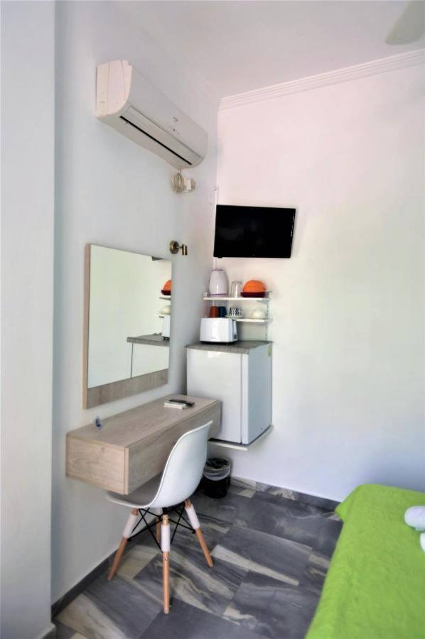 Marisa Rooms Parikia  Luaran gambar